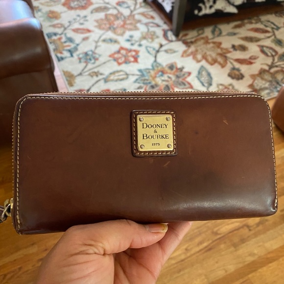 dooney and bourke zip around wallet